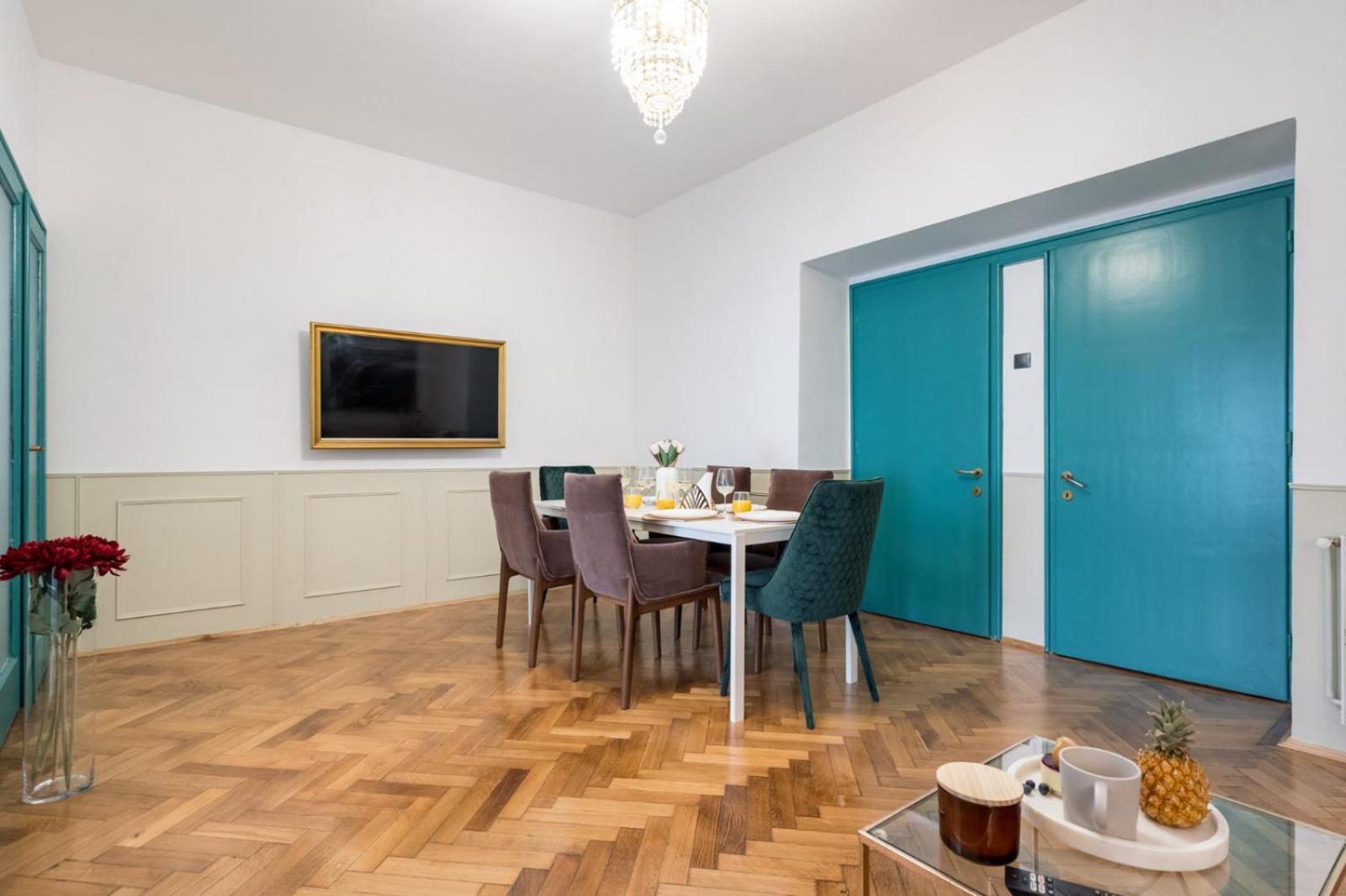 Highline Downtown Residences 6 Persons Family Apartment Bucarest Exterior foto