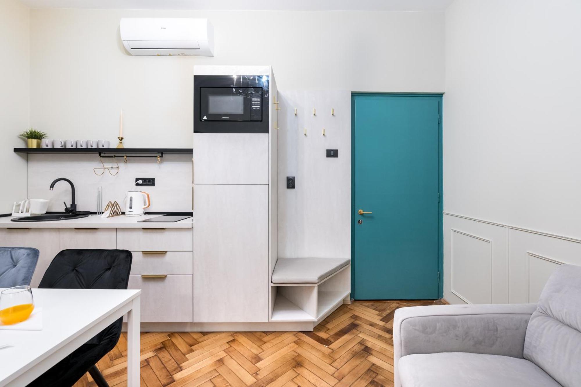 Highline Downtown Residences 6 Persons Family Apartment Bucarest Exterior foto