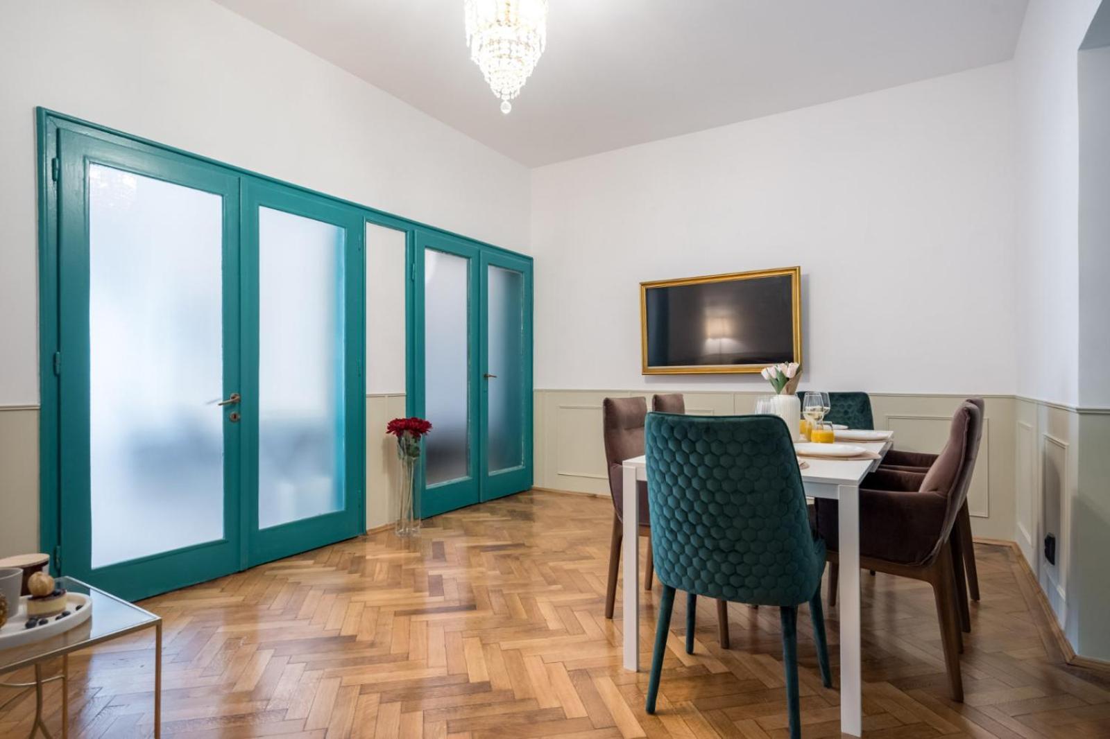 Highline Downtown Residences 6 Persons Family Apartment Bucarest Exterior foto